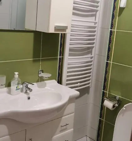 Benz Apartment